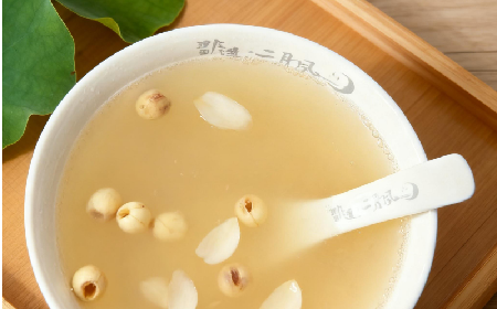 冬日圍爐時光，一碗野生葛粉撫平滿身燥意